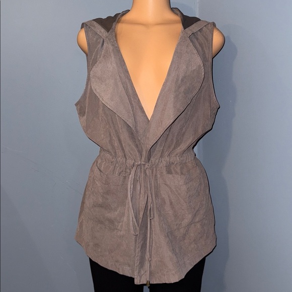 Papaya Jackets & Blazers - Papaya Brown Faux Suede Hooded Vest | Drawstring Waist | Size Medium